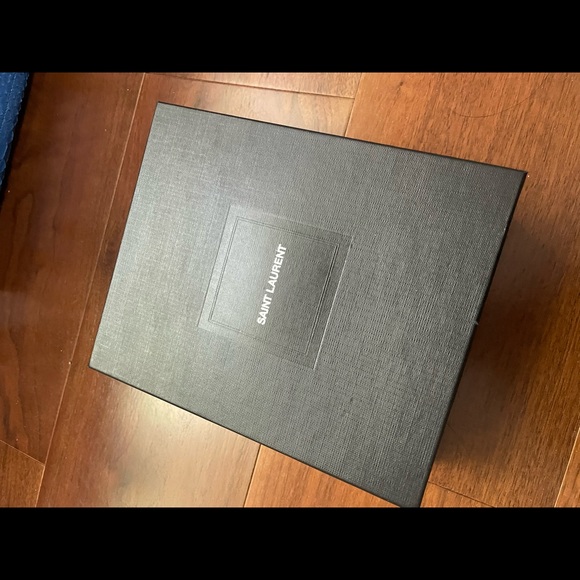 SUNSET CHAIN WALLET IN CROCODILE EMBOSSED LEATHER - Picture 9 of 9